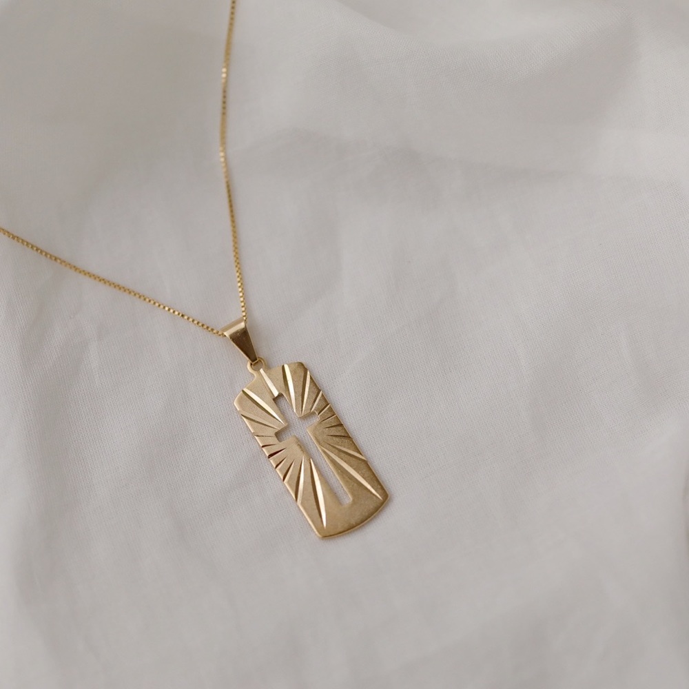 Cross Necklace | 18k Gold Filled - Picture 5 of 10